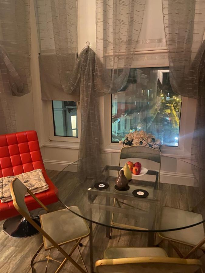 Sea View Juliette Apartment Hastings Bagian luar foto